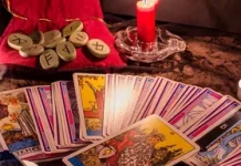 Магия онлайн: почему люди читают магические сайты, сонники и гадают на Таро